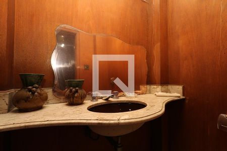 Apartamento à venda com 230m², 3 quartos e 2 vagasLavabo