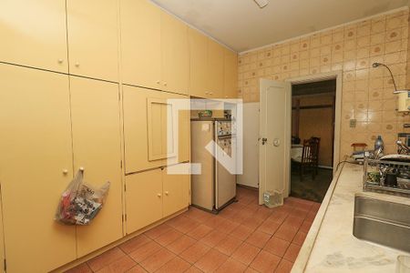 Apartamento à venda com 230m², 3 quartos e 2 vagasCozinha