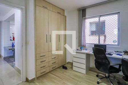 Apartamento à venda com 131m², 3 quartos e 2 vagas1 Andar - Quarto 2