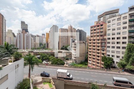 Quarto 1 - vista de apartamento à venda com 2 quartos, 46m² em Consolação, São Paulo