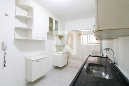 Cozinha de apartamento para alugar com 4 quartos, 160m² em Jardim das Acácias, São Paulo