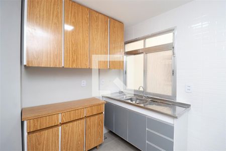 Apartamento para alugar com 67m², 2 quartos e sem vagaCozinha