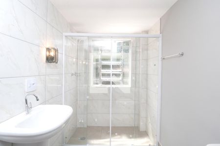 Apartamento para alugar com 67m², 2 quartos e sem vagaBanheiro