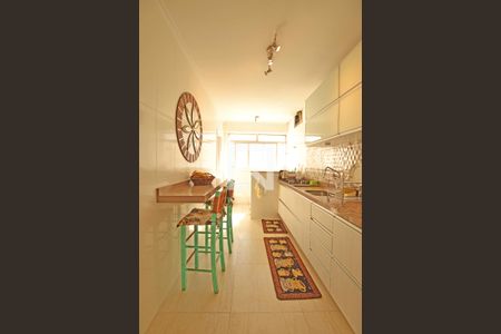 Apartamento para alugar com 140m², 2 quartos e 1 vagaCozinha