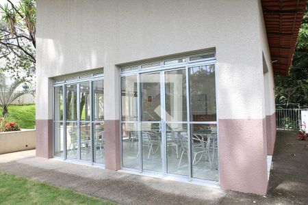 Apartamento à venda com 55m², 2 quartos e 1 vaga Apartamento à venda com 55m², 2 quartos e 1 vagaÁrea comum - Salão de festas