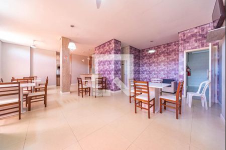 Apartamento à venda com 73m², 3 quartos e 2 vagas Apartamento à venda com 73m², 3 quartos e 2 vagasÁrea comum - Salão de festas