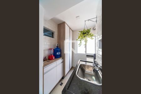 Apartamento à venda com 73m², 3 quartos e 2 vagas Apartamento à venda com 73m², 3 quartos e 2 vagasÁrea de Serviço