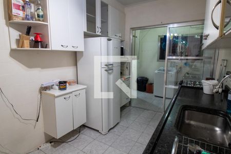 Apartamento à venda com 158m², 4 quartos e 2 vagas Apartamento à venda com 158m², 4 quartos e 2 vagasCozinha