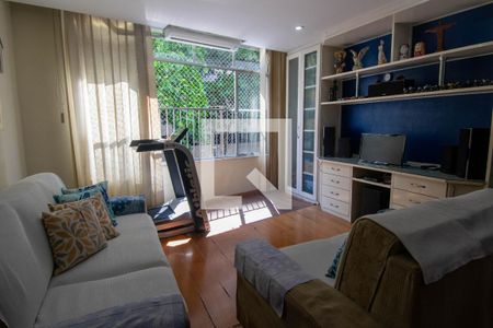 Sala de Estar de apartamento à venda com 3 quartos, 120m² em Copacabana, Rio de Janeiro
