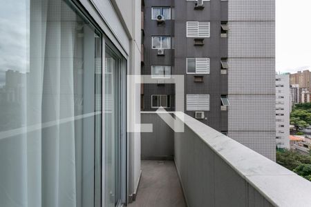 Varanda de apartamento para alugar com 1 quarto, 60m² em Lourdes, Belo Horizonte
