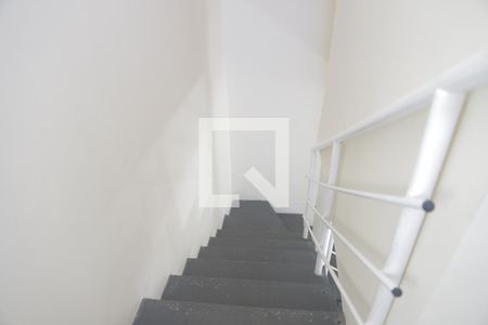 Casa para alugar com 54m², 1 quarto e sem vagaEscada