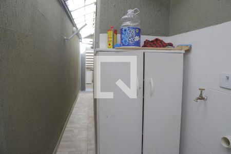 Casa para alugar com 54m², 1 quarto e sem vagaÁrea de Serviço