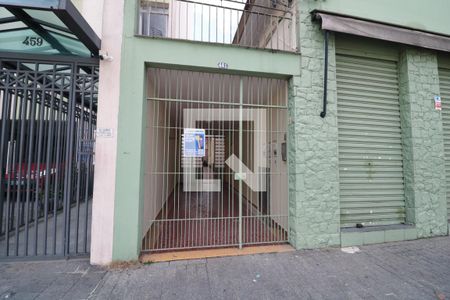 Casa para alugar com 180m², 2 quartos e 2 vagasFachada