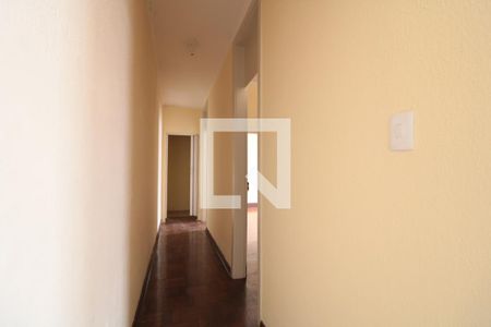 Casa para alugar com 180m², 2 quartos e 2 vagasCorredor