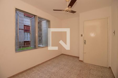 Sala de apartamento para alugar com 1 quarto, 38m² em Jardim Itu Sabará, Porto Alegre