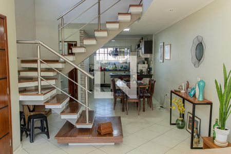 Sala de casa para alugar com 3 quartos, 145m² em Vila Carolina, São Paulo