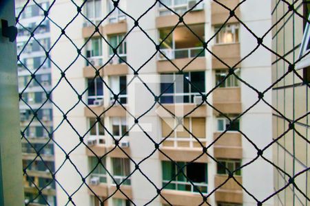 Apartamento à venda com 85m², 3 quartos e 1 vagaÁrea serviço vista 