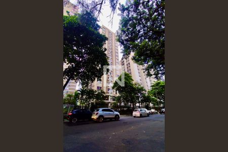 Apartamento à venda com 85m², 3 quartos e 1 vagaFachada 