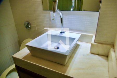 Apartamento à venda com 85m², 3 quartos e 1 vagaBanheiro social 