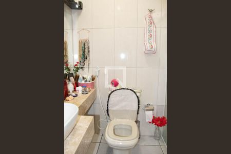 Casa à venda com 350m², 4 quartos e 2 vagasBanheiro do Quarto 1