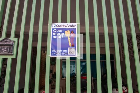 Casa à venda com 350m², 4 quartos e 2 vagasFachada