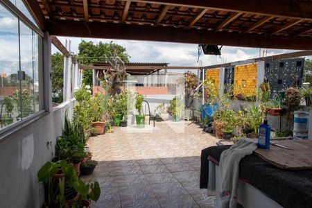Casa à venda com 350m², 4 quartos e 2 vagasChurrasqueira