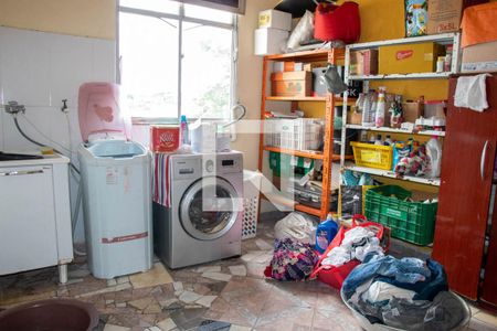 Casa à venda com 350m², 4 quartos e 2 vagasÁrea de Serviço