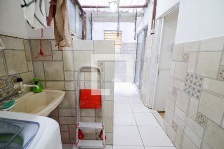Apartamento à venda com 80m², 2 quartos e 1 vagaÁrea de Serviço