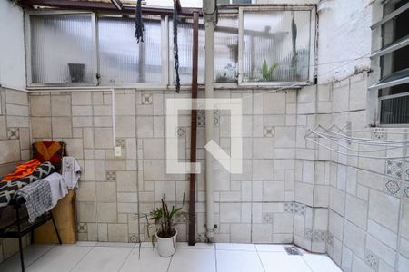 Apartamento à venda com 80m², 2 quartos e 1 vagaVista da Sala