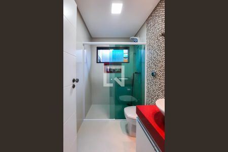 Casa à venda com 183m², 3 quartos e 2 vagasBanheiro da Suíte