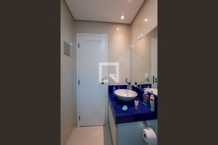 Casa à venda com 183m², 3 quartos e 2 vagasBanheiro Social