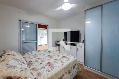 Casa à venda com 183m², 3 quartos e 2 vagasSuíte