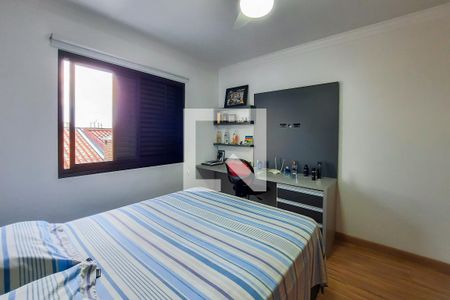 Casa à venda com 183m², 3 quartos e 2 vagasQuarto 2