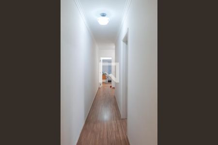 Casa à venda com 183m², 3 quartos e 2 vagasCorredor