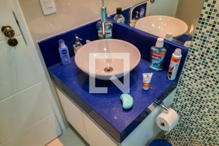 Casa à venda com 183m², 3 quartos e 2 vagasBanheiro Social