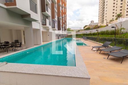 Apartamento para alugar com 39m², 2 quartos e 1 vagaÁrea comum - Piscina
