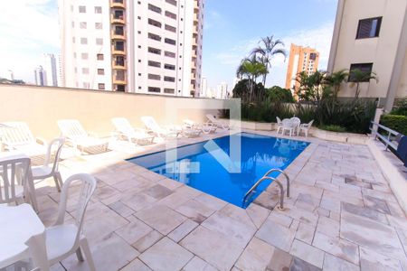 Apartamento à venda com 87m², 3 quartos e 2 vagas Apartamento à venda com 87m², 3 quartos e 2 vagasÁrea comum - Piscina
