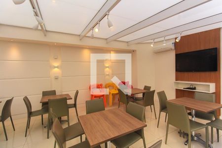 Apartamento à venda com 87m², 3 quartos e 2 vagas Apartamento à venda com 87m², 3 quartos e 2 vagasÁrea comum - Salão de festas