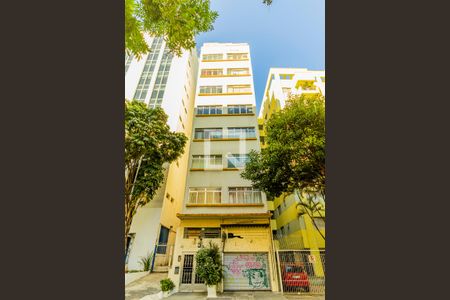 Studio à venda com 29m², 1 quarto e sem vaga Studio à venda com 29m², 1 quarto e sem vagaFachada
