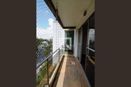 Varanda  de apartamento à venda com 3 quartos, 116m² em Vila Andrade, São Paulo