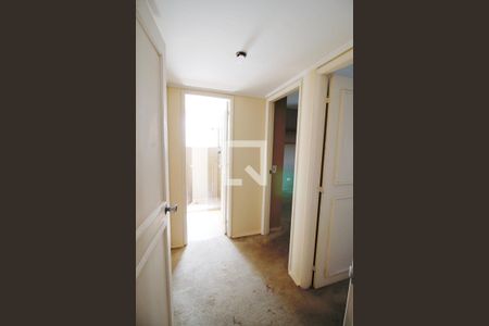 Apartamento à venda com 116m², 3 quartos e 2 vagasCorredor 