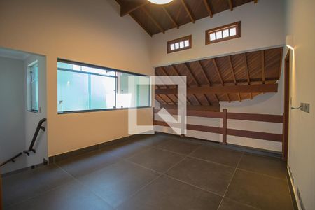 Casa à venda com 3 quartos, 314m² em Parque dos Passaros, São Bernardo do Campo