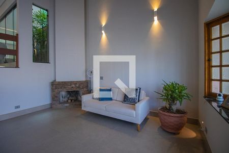 Casa à venda com 3 quartos, 314m² em Parque dos Passaros, São Bernardo do Campo