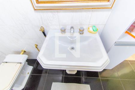 Casa à venda com 288m², 3 quartos e 2 vagas Casa à venda com 288m², 3 quartos e 2 vagasBanheiro 3