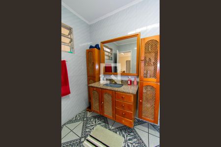 Casa à venda com 288m², 3 quartos e 2 vagas Casa à venda com 288m², 3 quartos e 2 vagasBanheiro 2