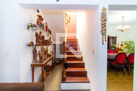 Escada de casa à venda com 3 quartos, 288m² em Prosperidade, São Caetano do Sul