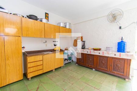 Casa à venda com 288m², 3 quartos e 2 vagas Casa à venda com 288m², 3 quartos e 2 vagasÁrea gourmet