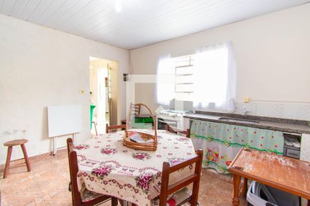 Casa à venda com 288m², 3 quartos e 2 vagas Casa à venda com 288m², 3 quartos e 2 vagasEdícula - Cozinha