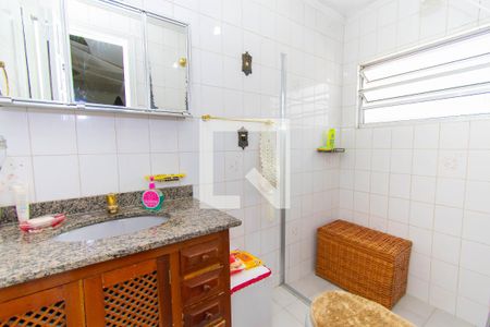 Casa à venda com 288m², 3 quartos e 2 vagas Casa à venda com 288m², 3 quartos e 2 vagasBanheiro da Suíte