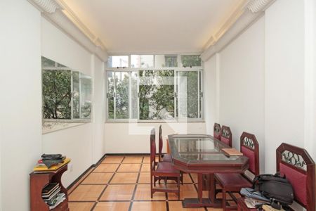 Apartamento para alugar com 3 quartos, 137m² em Centro, Belo Horizonte